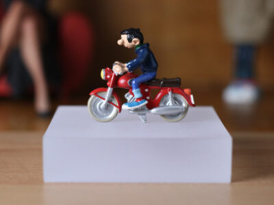 Gaston à moto