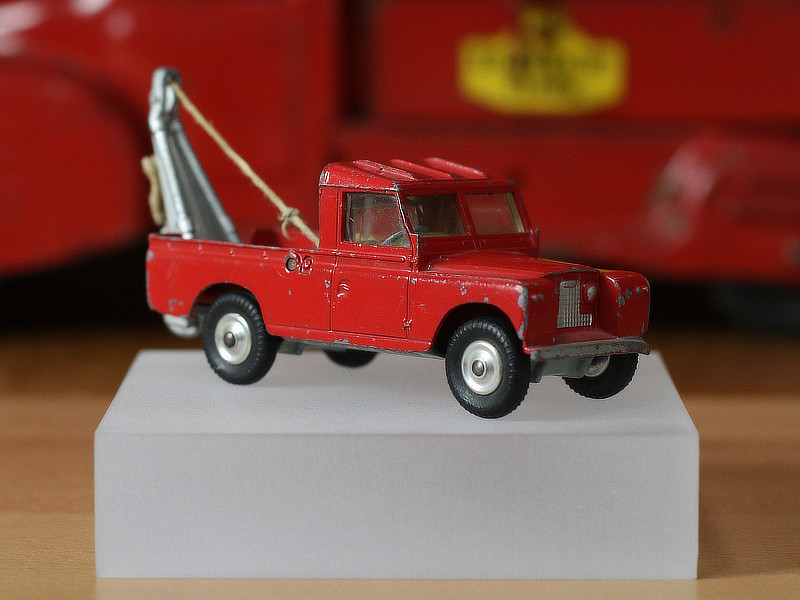 Land Rover 109 WB