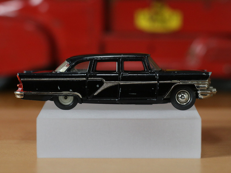 GAZ-13 Tchaïka