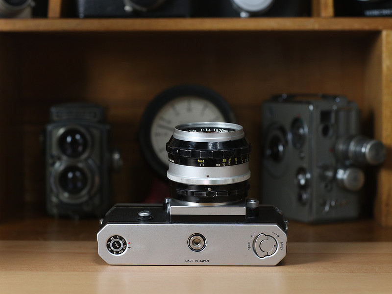 Nikon F