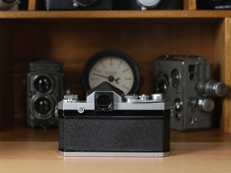Nikon F