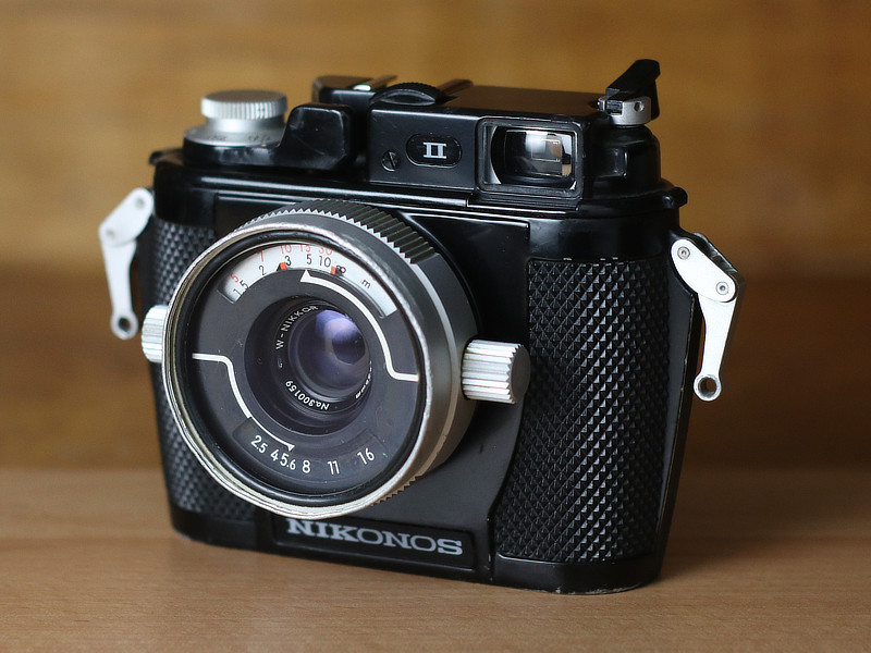 Nikonos II