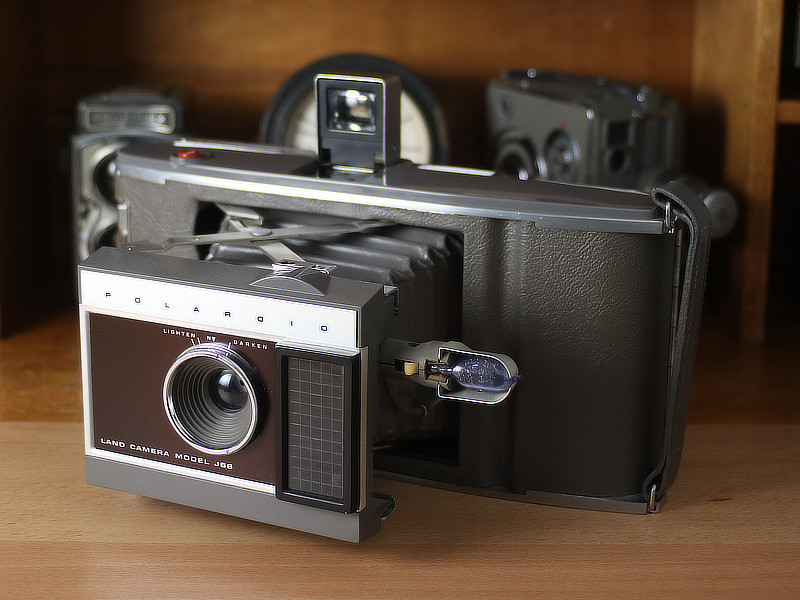 Polaroid J66
