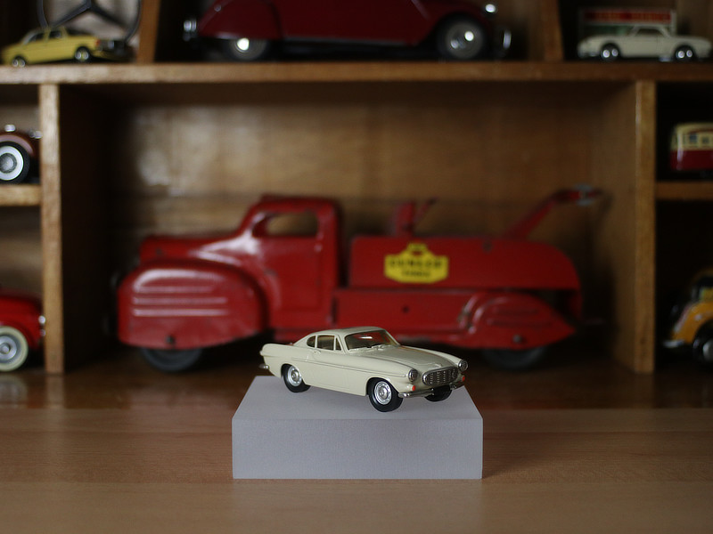 Volvo P1800S