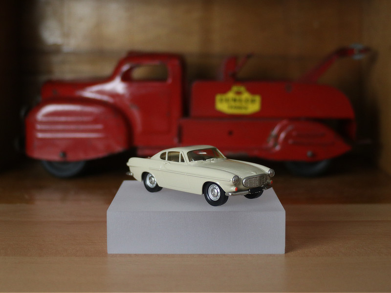 Volvo P1800S
