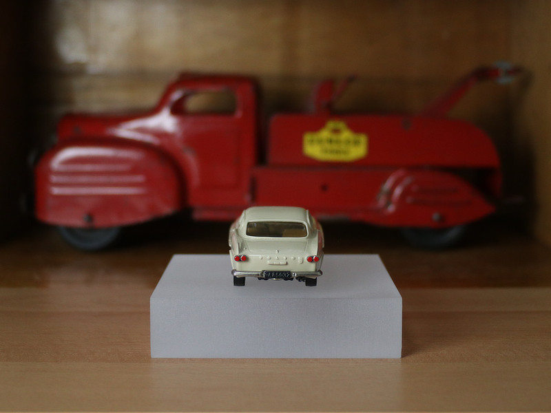 Volvo P1800S