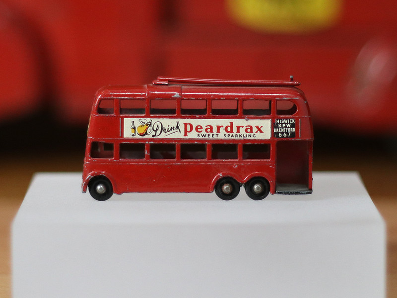 Trolleybus Matchbox No. 56